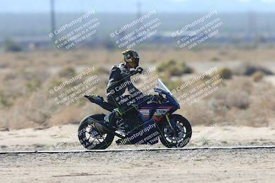 media/Nov-02-2025-CVMA (Sun) [[337aff29ab]]/Race 11-Amateur Supersport Open/